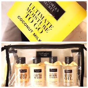 Victoria's Secret Moisturizing body care giftset